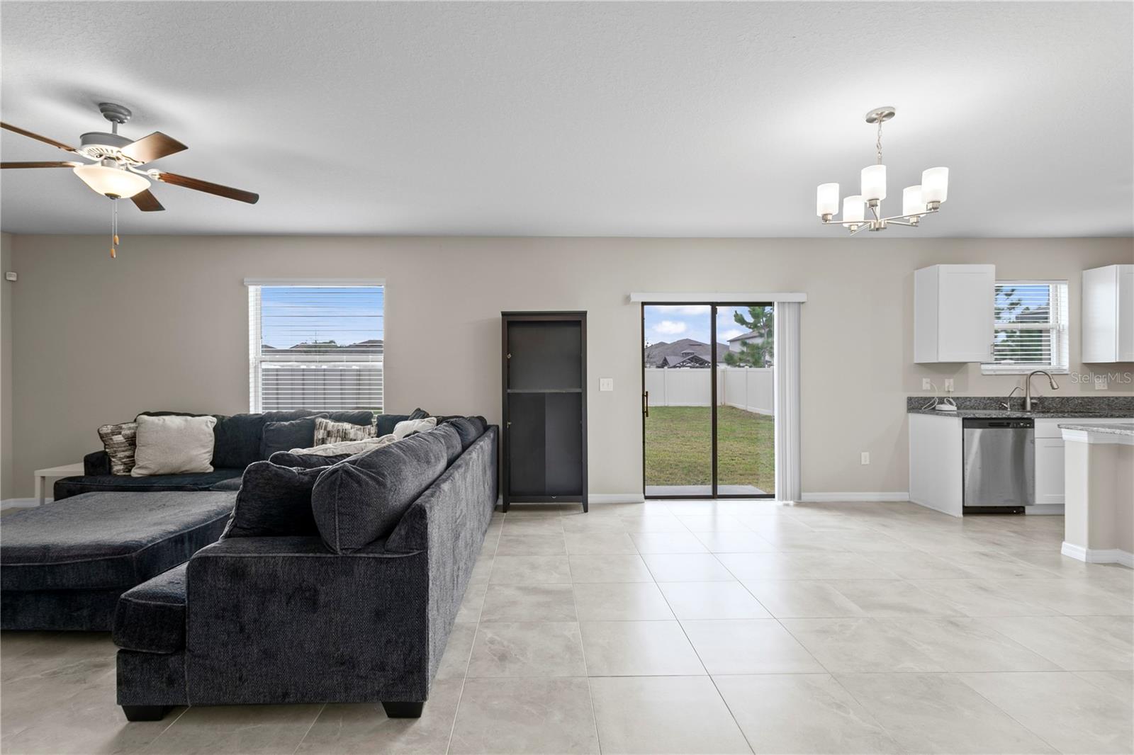 7109 PARADISE ISLAND CT