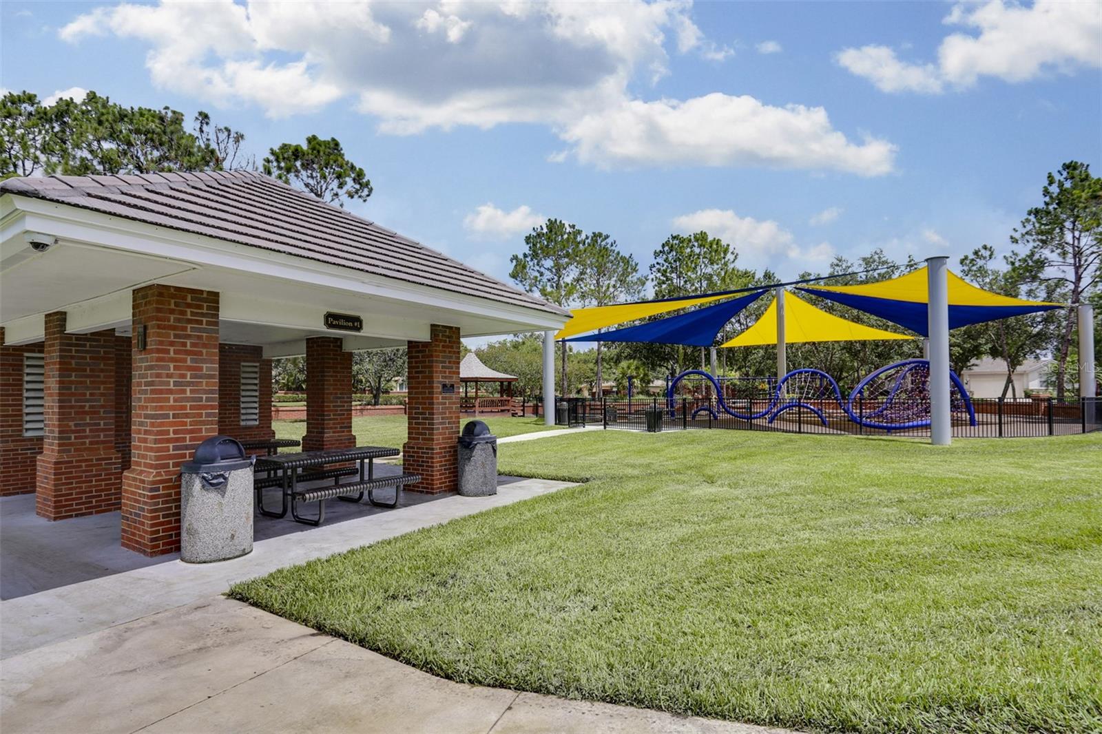 10121 KINGSBRIDGE AVE