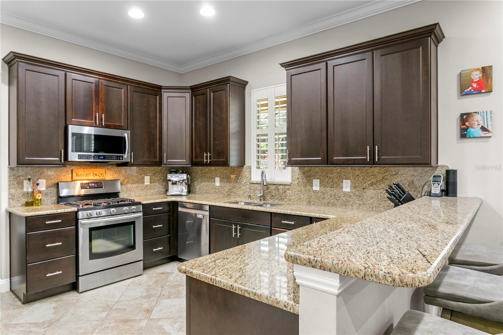 10121 KINGSBRIDGE AVE