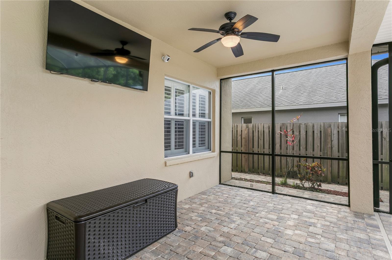 10121 KINGSBRIDGE AVE