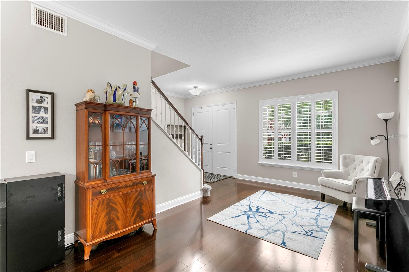 10121 KINGSBRIDGE AVE