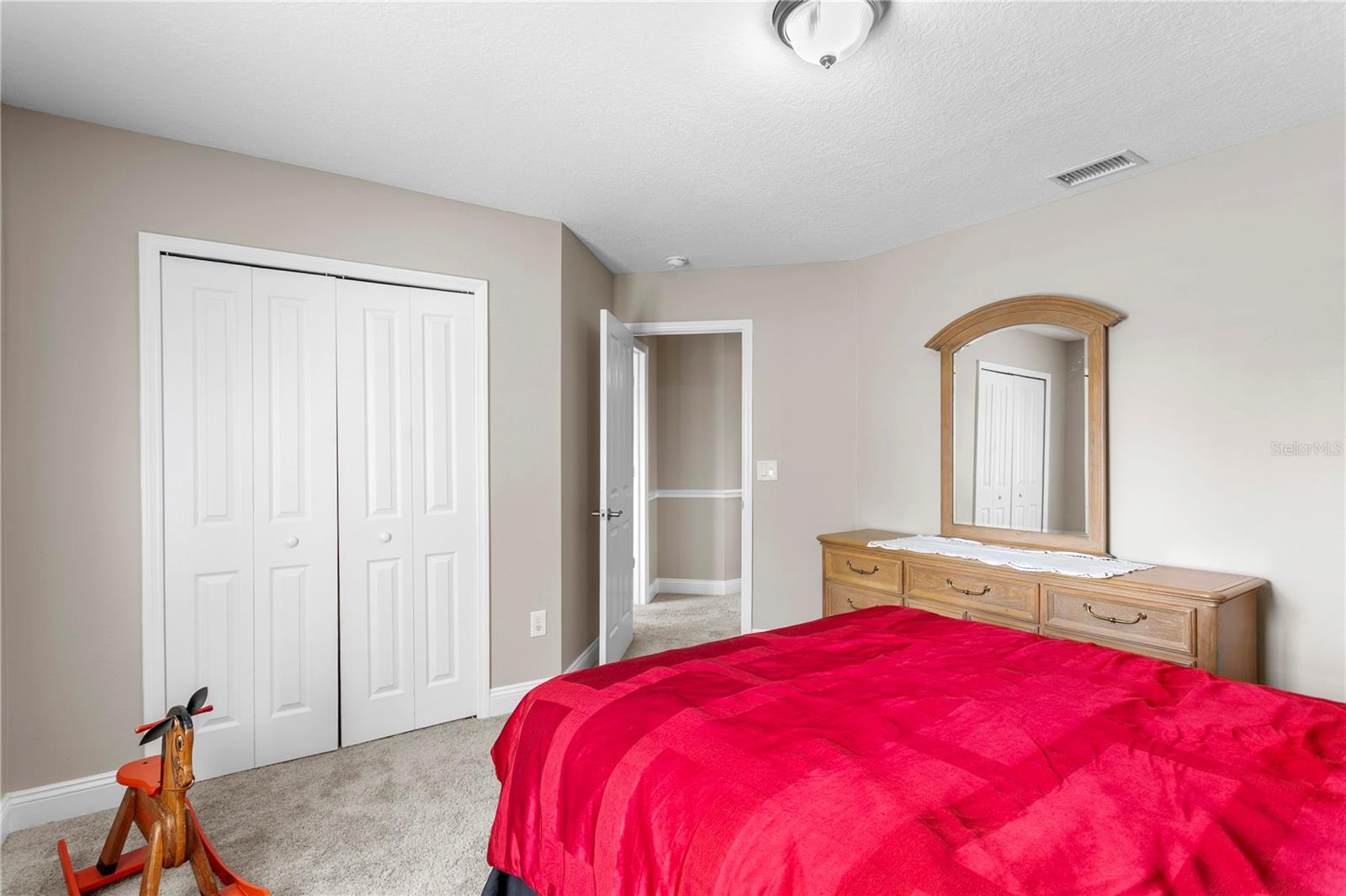 10121 KINGSBRIDGE AVE