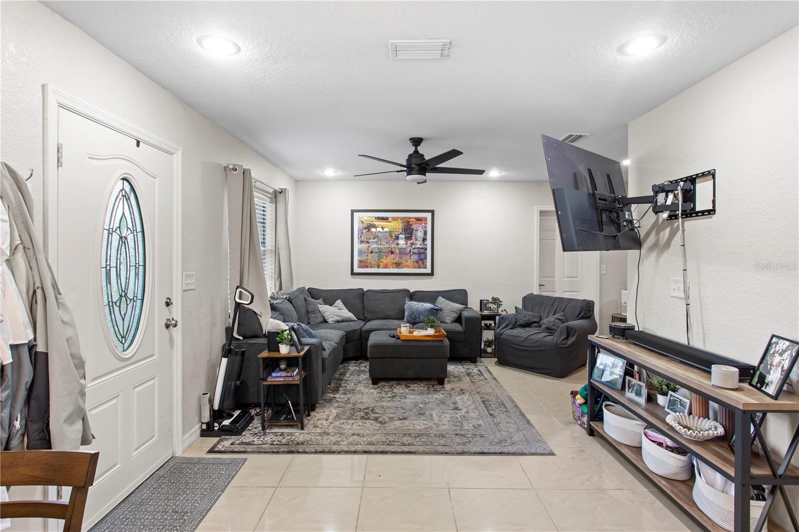 4215 W BAY VISTA AVE