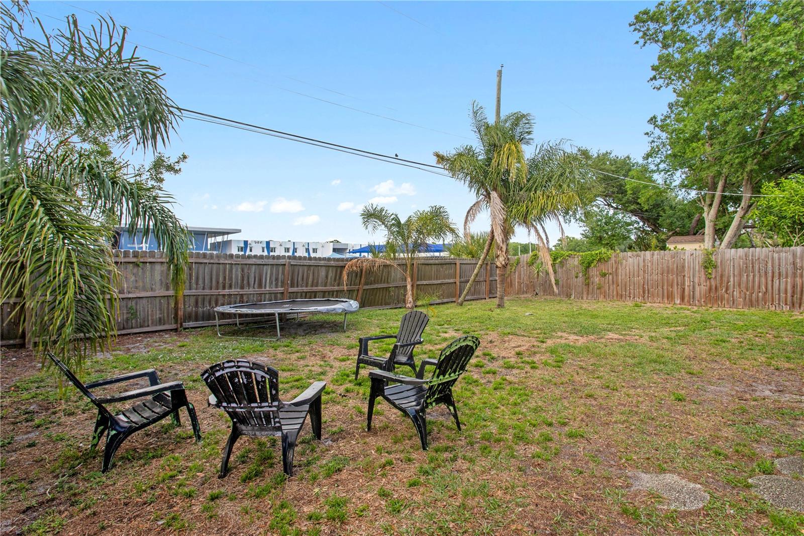 4215 W BAY VISTA AVE