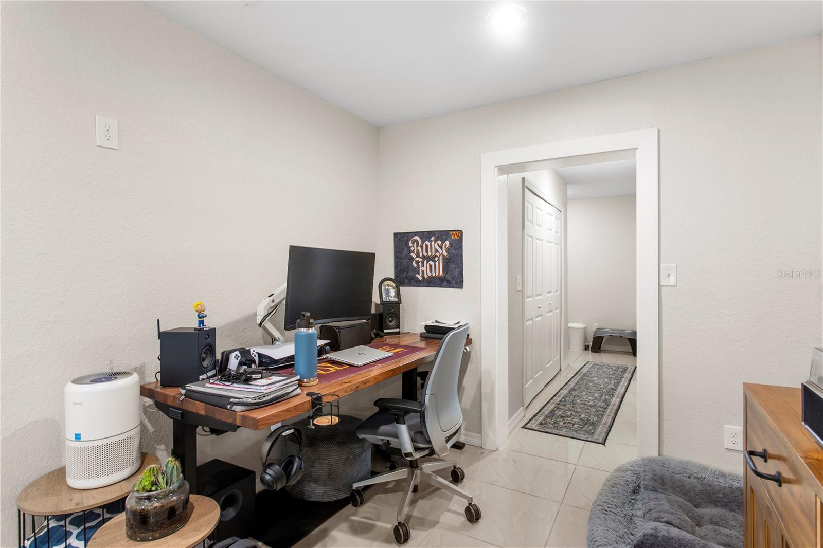 4215 W BAY VISTA AVE