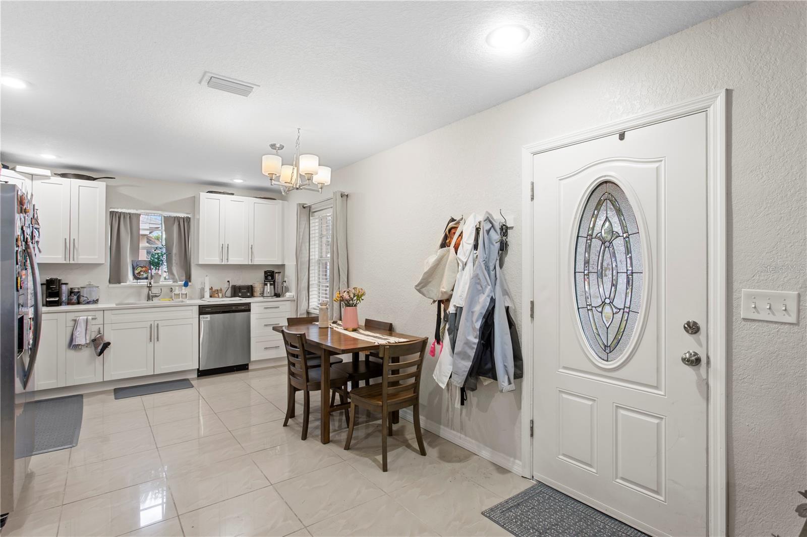 4215 W BAY VISTA AVE