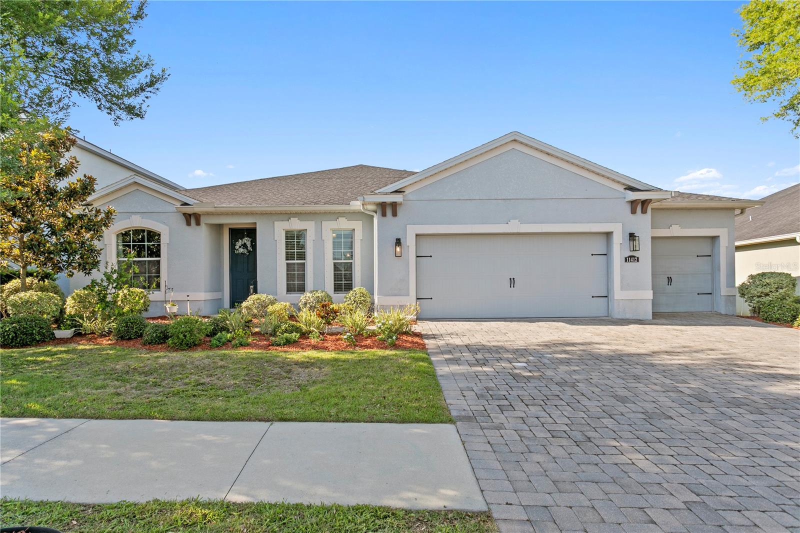 11412 LAKE LUCAYA DR