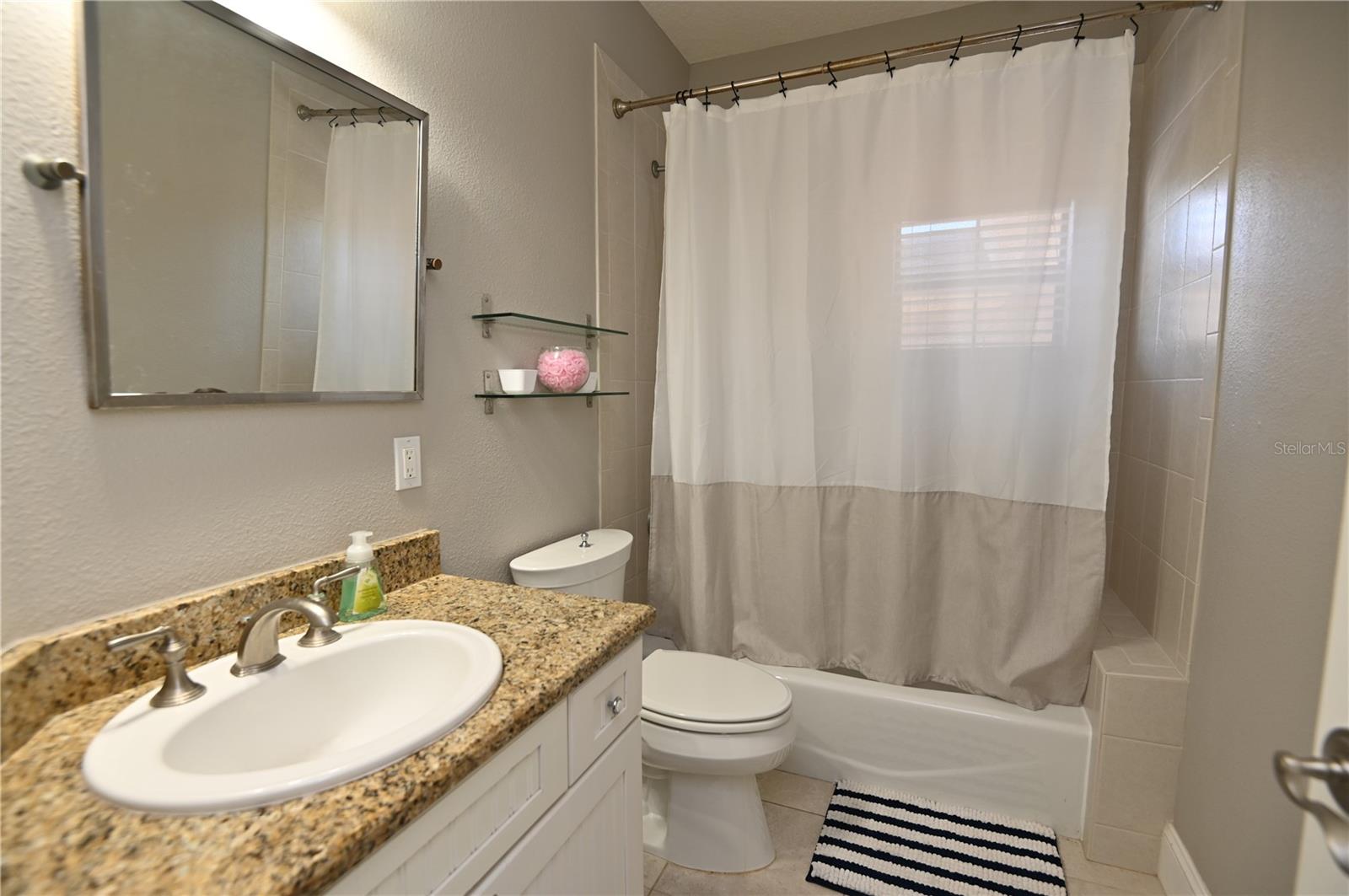 2201 SOHO BAY CT