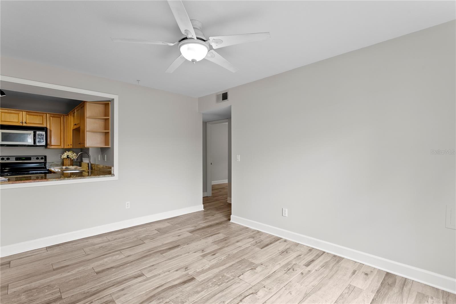 606 S ALBANY AVE #17