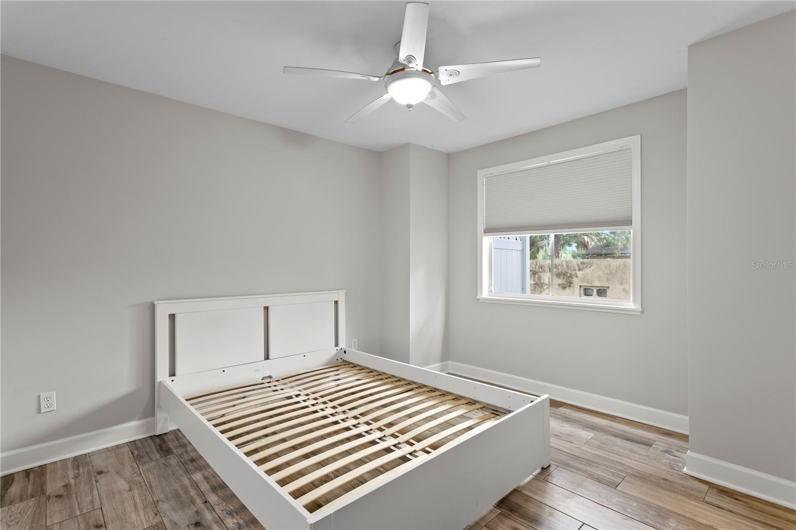 606 S ALBANY AVE #17