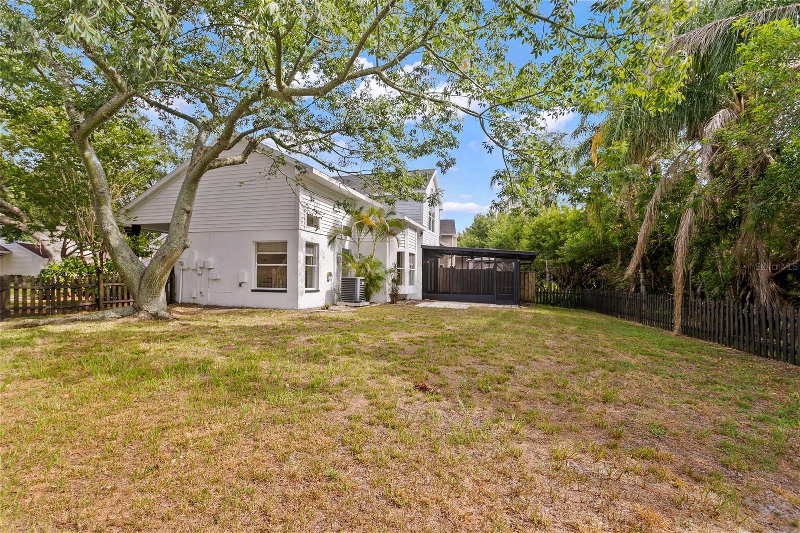 11844 BRANCH MOORING DR