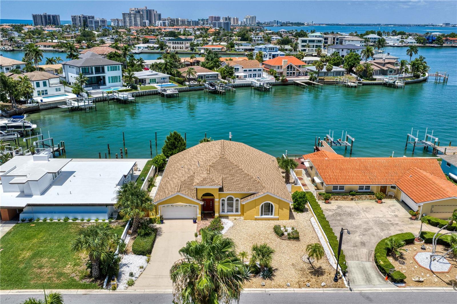 115 ALETA DR