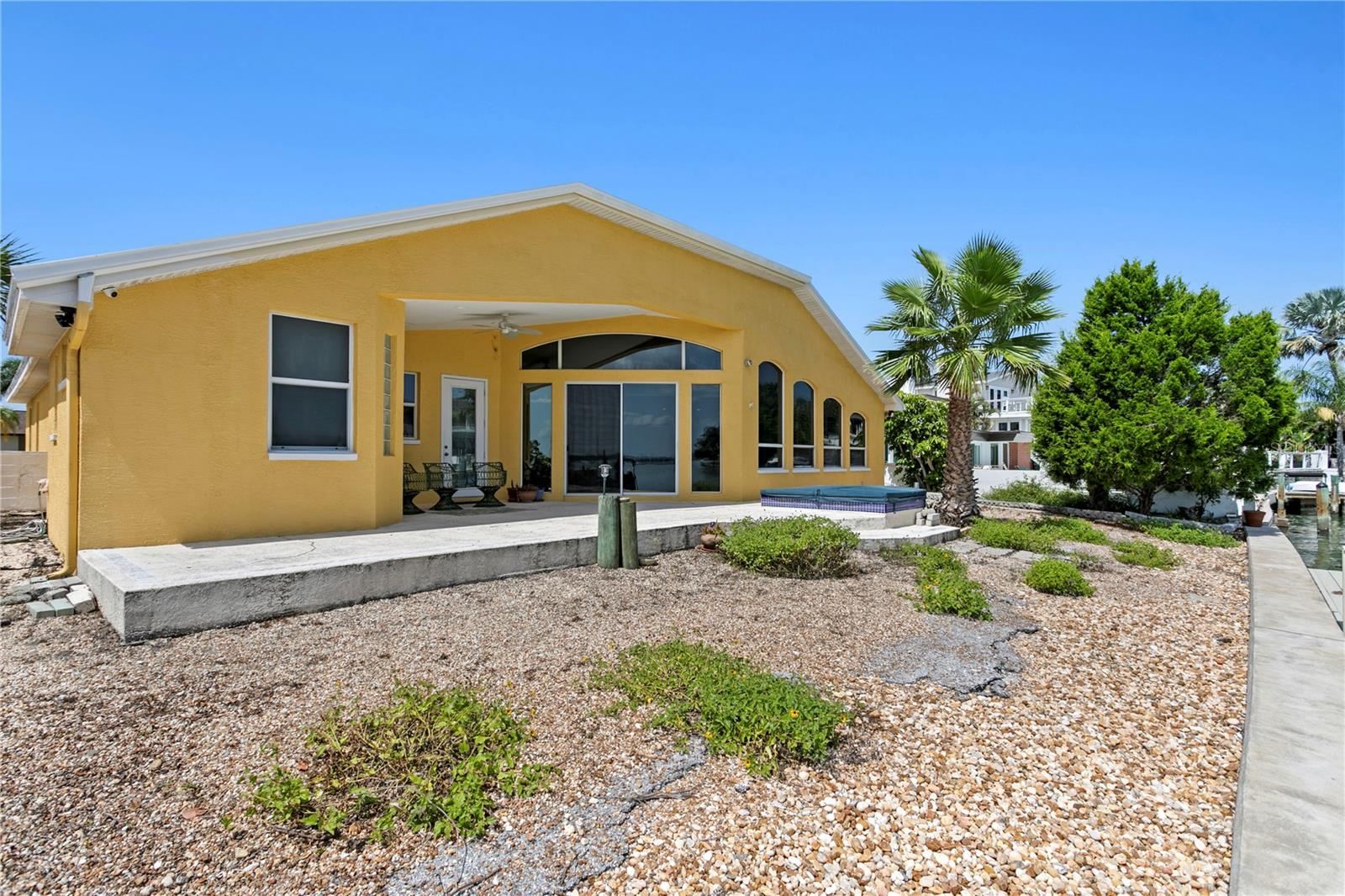 115 ALETA DR