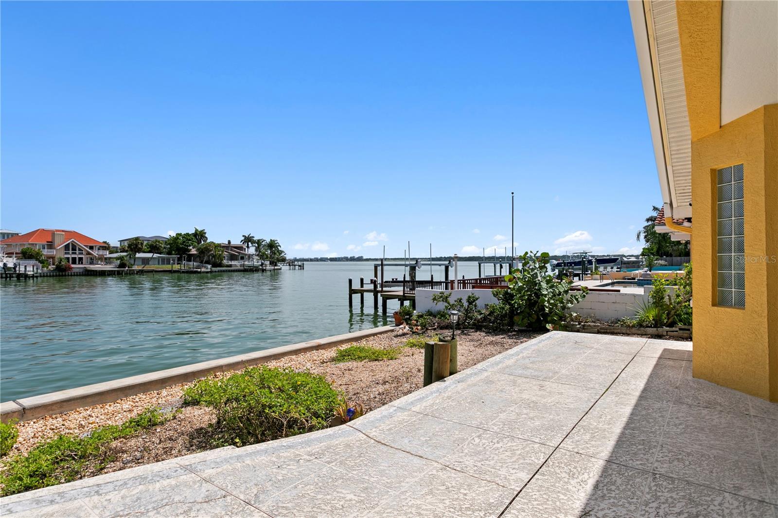 115 ALETA DR