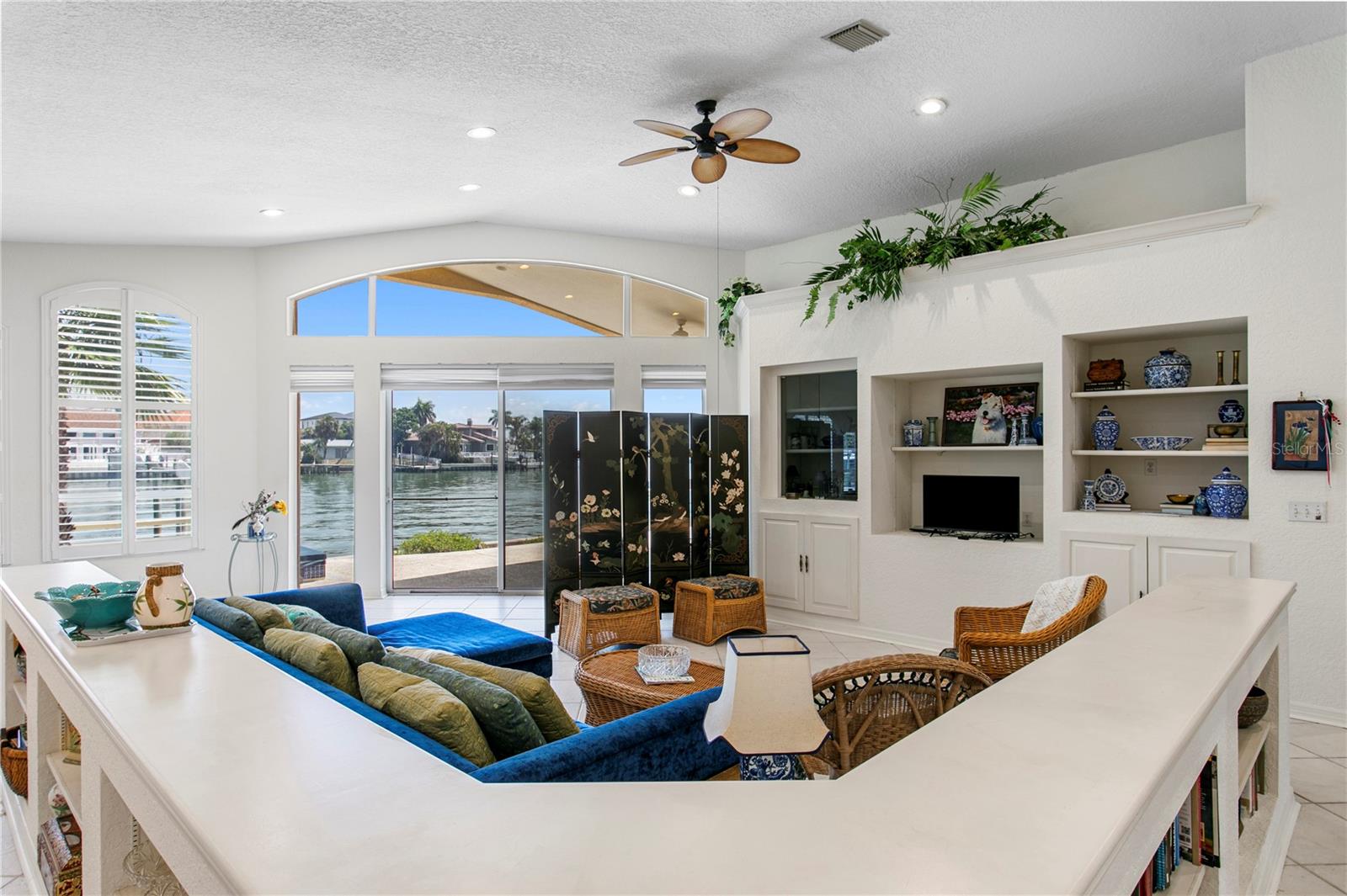 115 ALETA DR