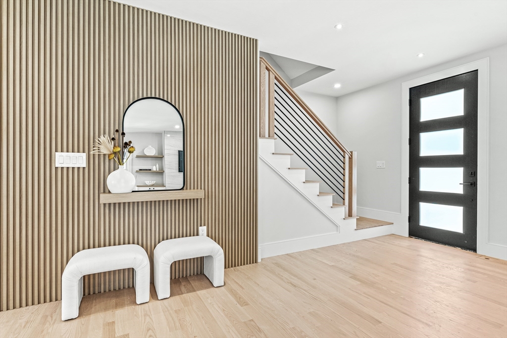 21 Vernon St