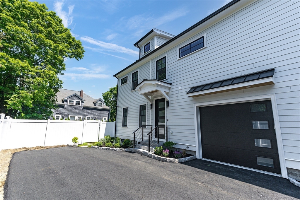 21 Vernon St