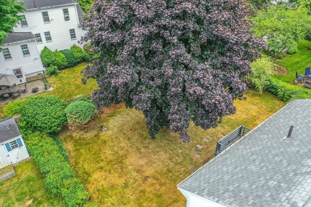 10 Westlund Rd
