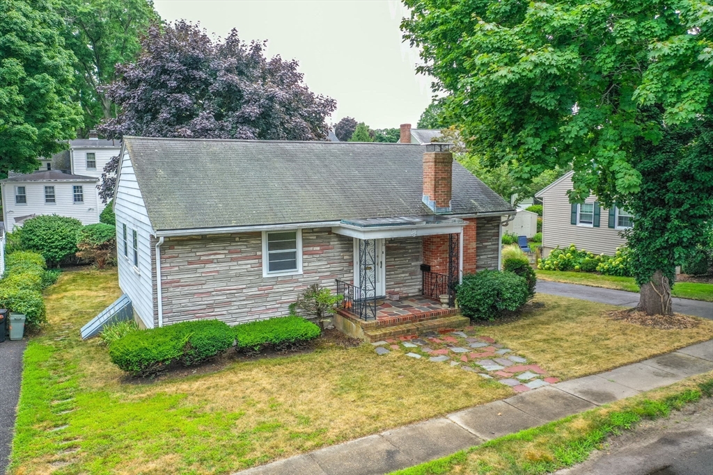 10 Westlund Rd
