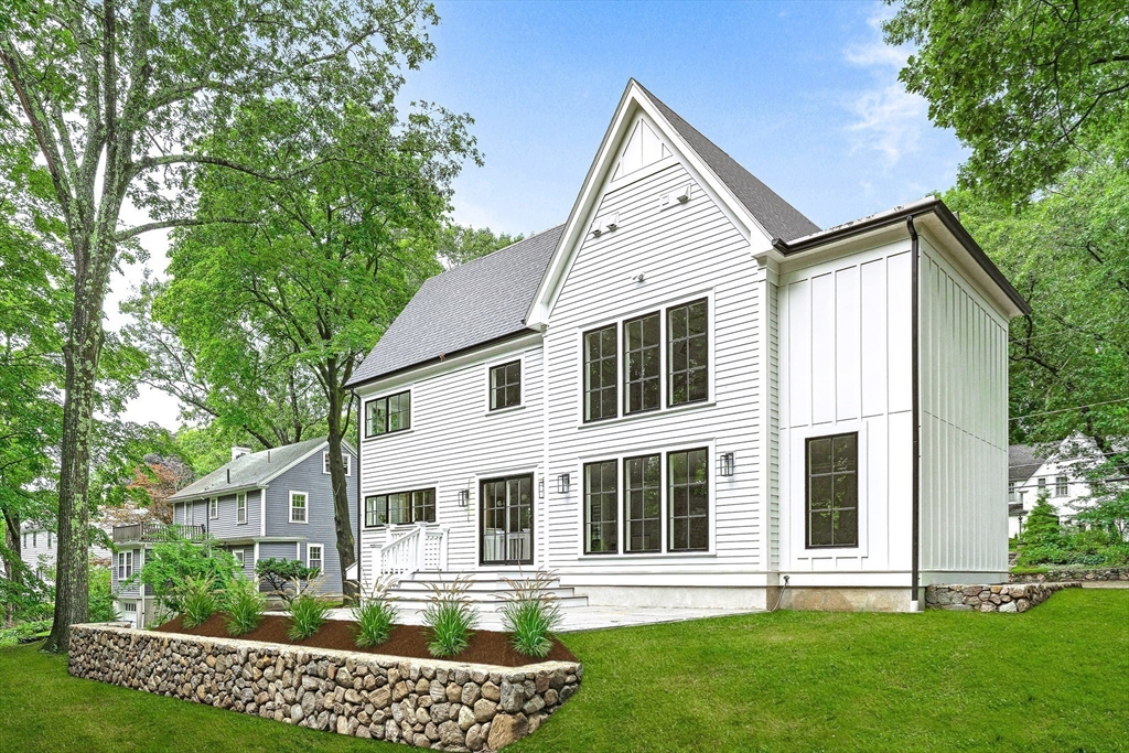 21 Colburn Rd
