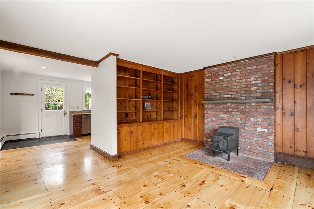 27 Farm Road