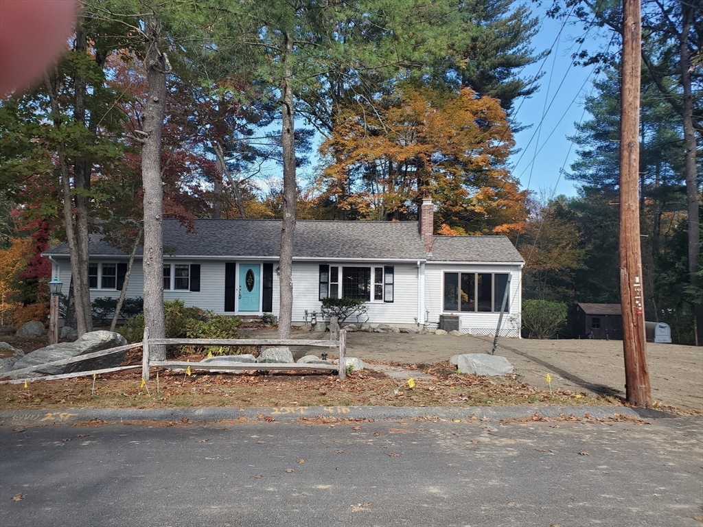 106 Hosmer St