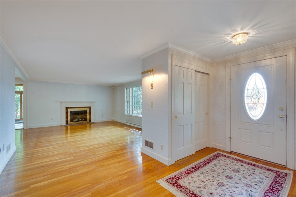 106 Hosmer St