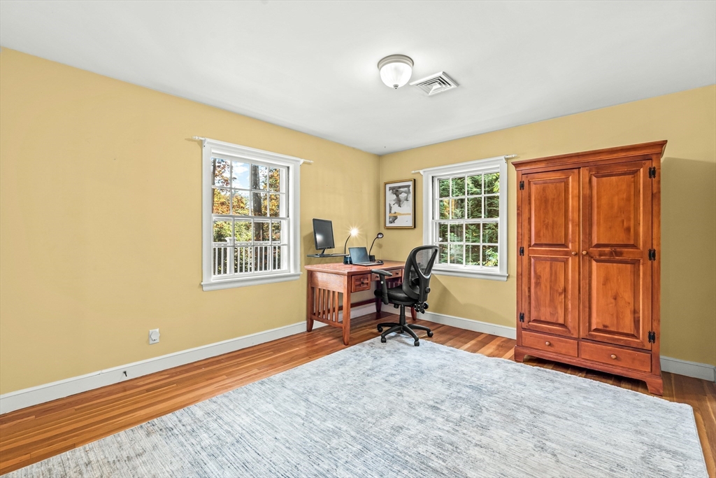 111 Pilgrim Rd
