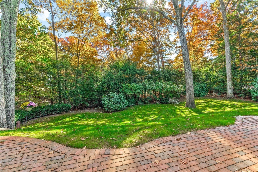 111 Pilgrim Rd
