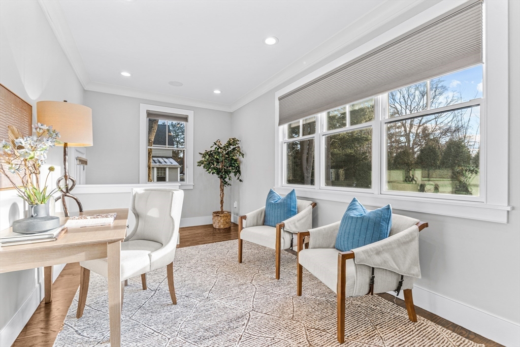 19 Abbott Rd
