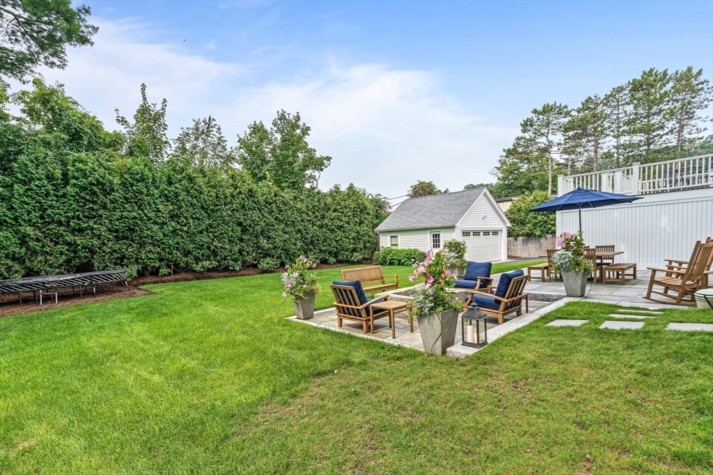 19 Abbott Rd