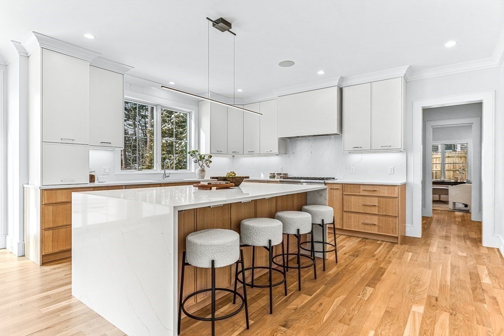 103 Lawton Rd