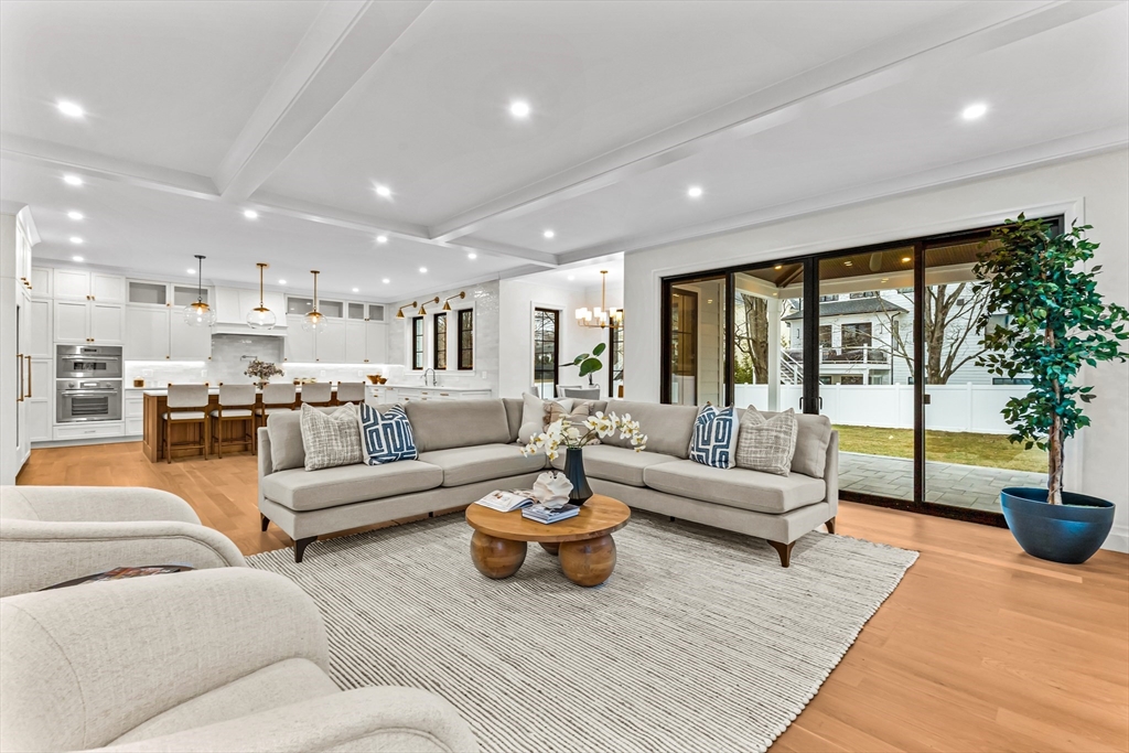 83 Elder Rd
