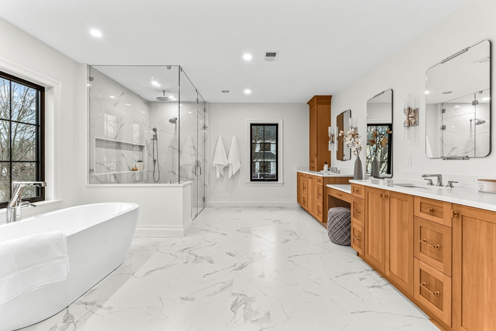 83 Elder Rd