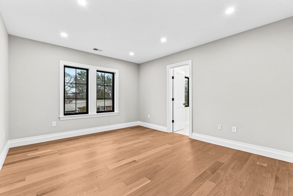 83 Elder Rd