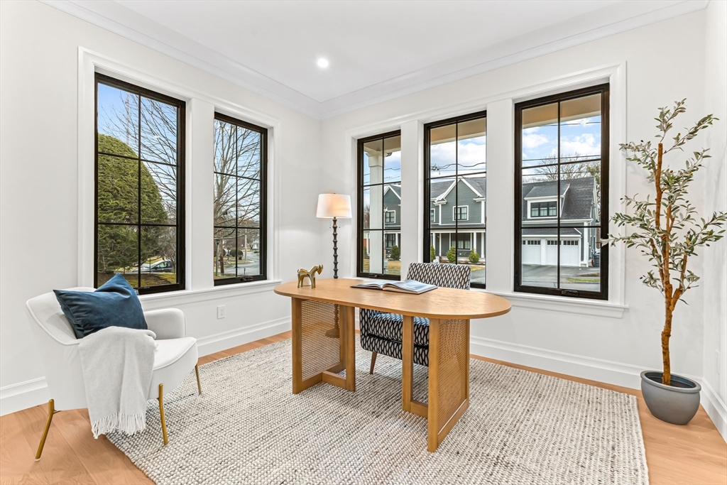 83 Elder Rd
