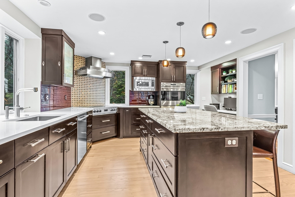15 Bakers Hill Rd