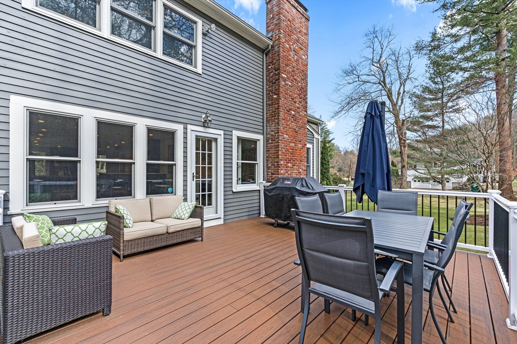 15 Bakers Hill Rd