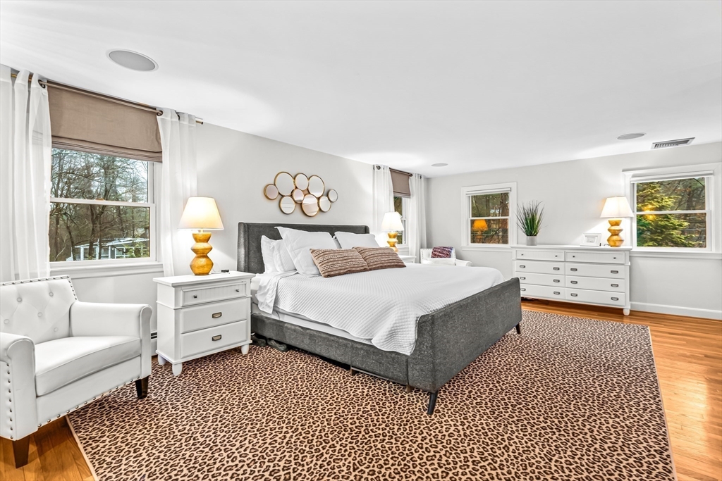15 Bakers Hill Rd