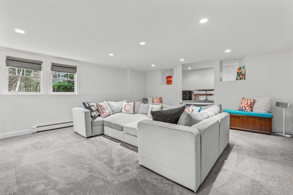 22 Chadwick Rd
