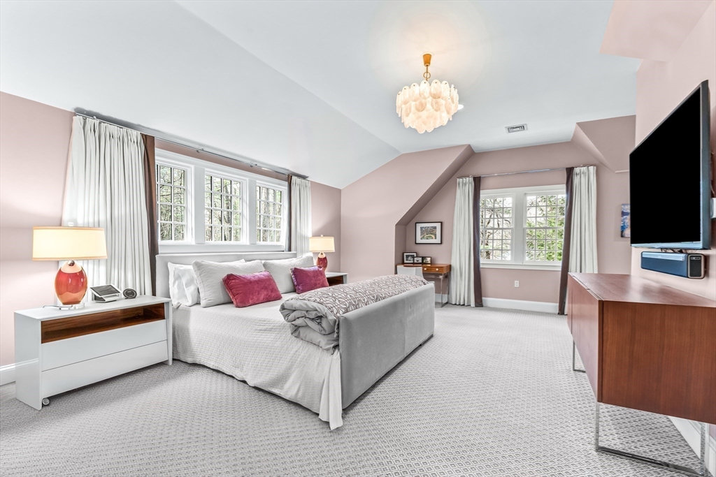 22 Chadwick Rd