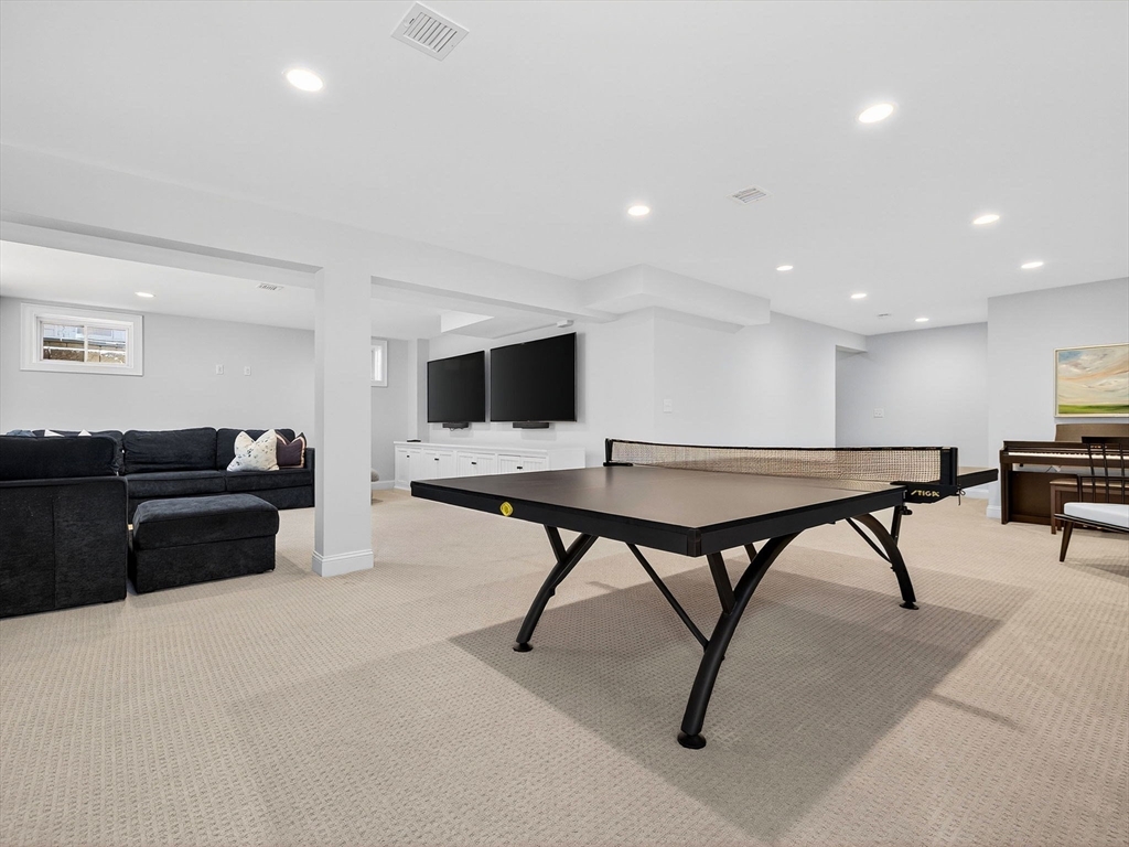 25 Bryn Mawr Rd