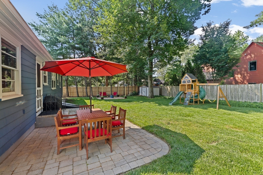 122 Lockland Ave