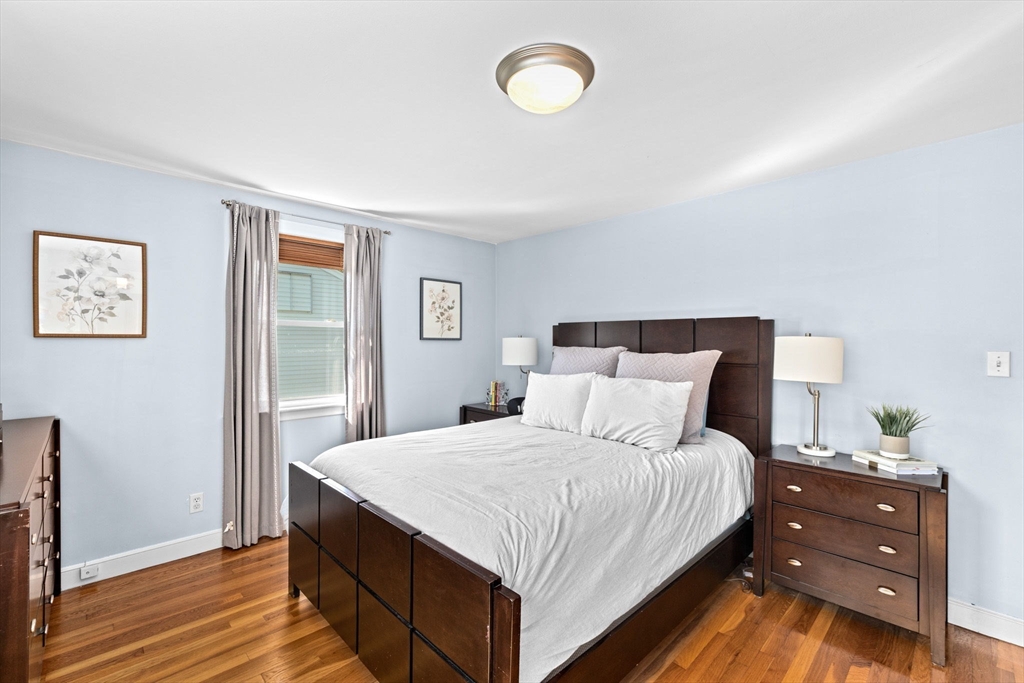 122 Lockland Ave