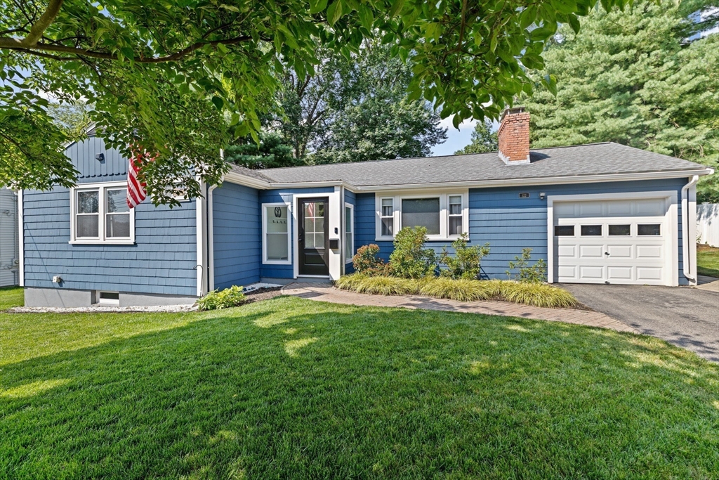 122 Lockland Ave