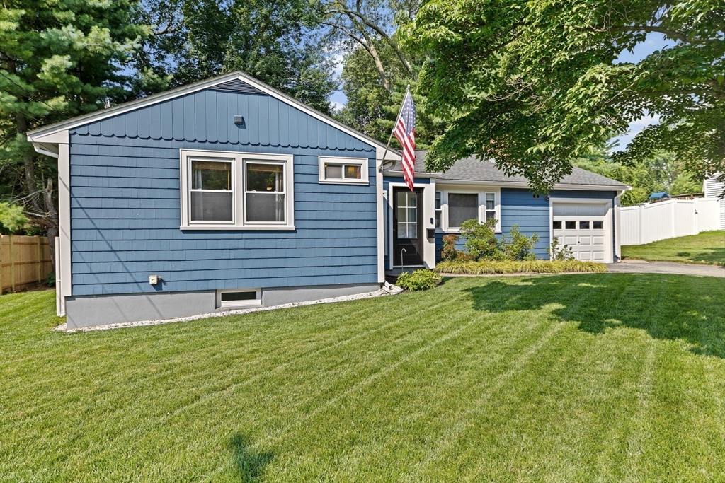 122 Lockland Ave