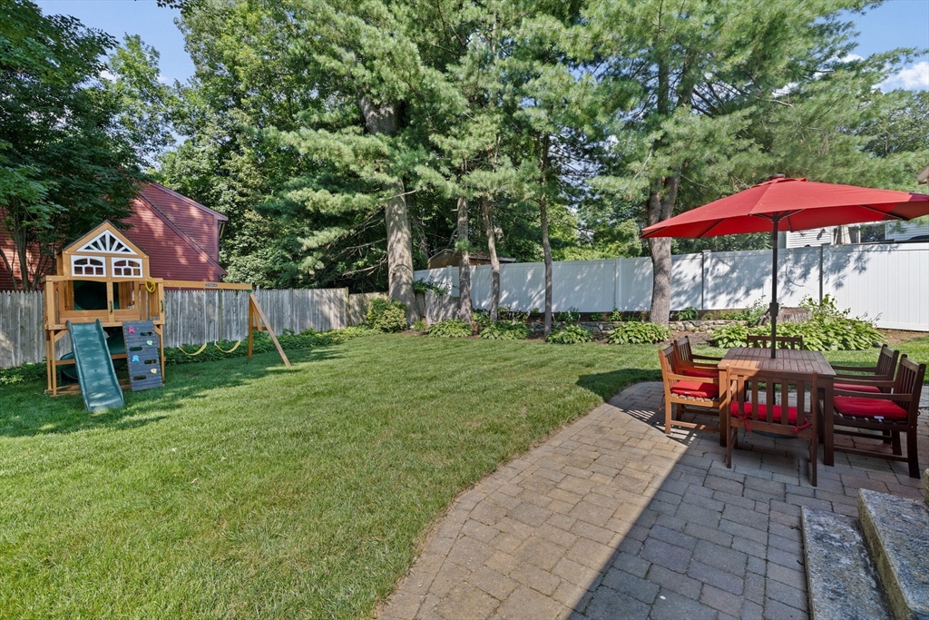 122 Lockland Ave
