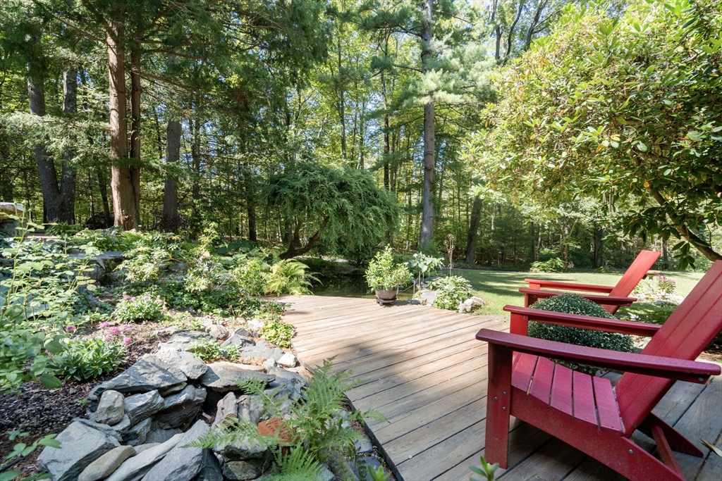 54 Prospect Street, Sherborn