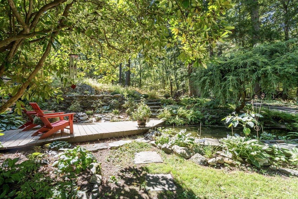 54 Prospect Street, Sherborn