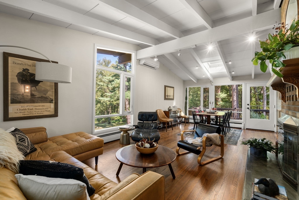 54 Prospect Street, Sherborn